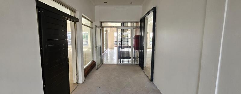 To Let Commercial Property for Rent in Durbanville Western Cape